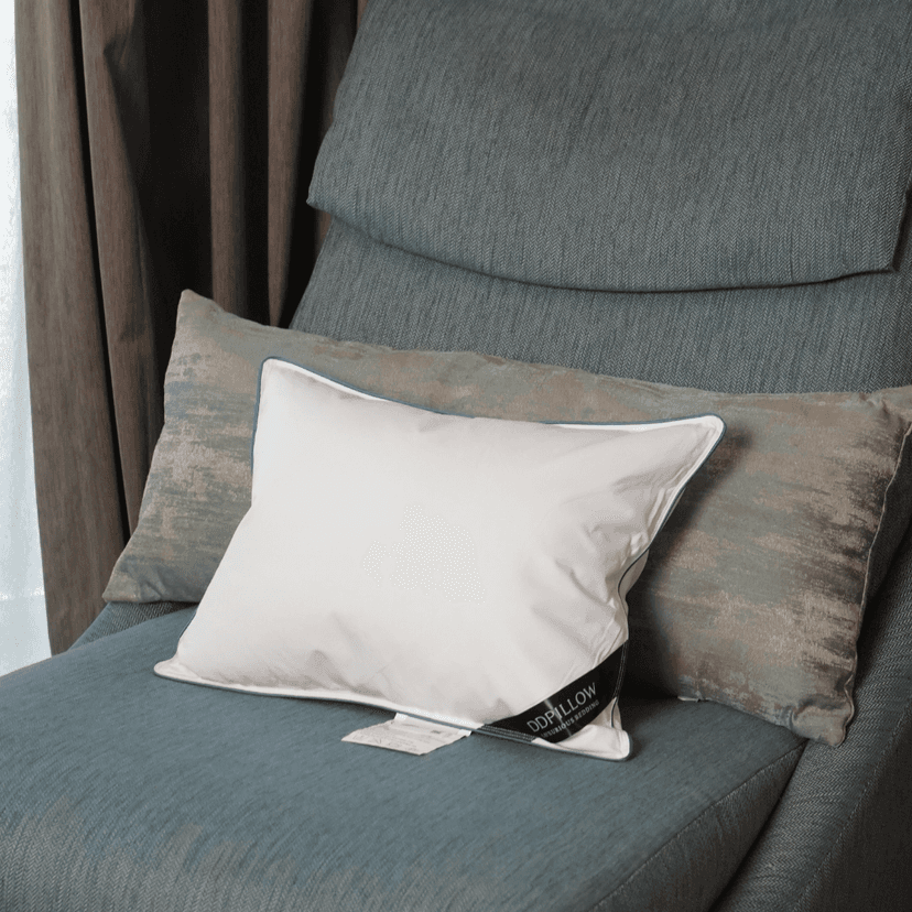 Bantal Travel / Travel Pillow Bulu Angsa 30x40 cm 